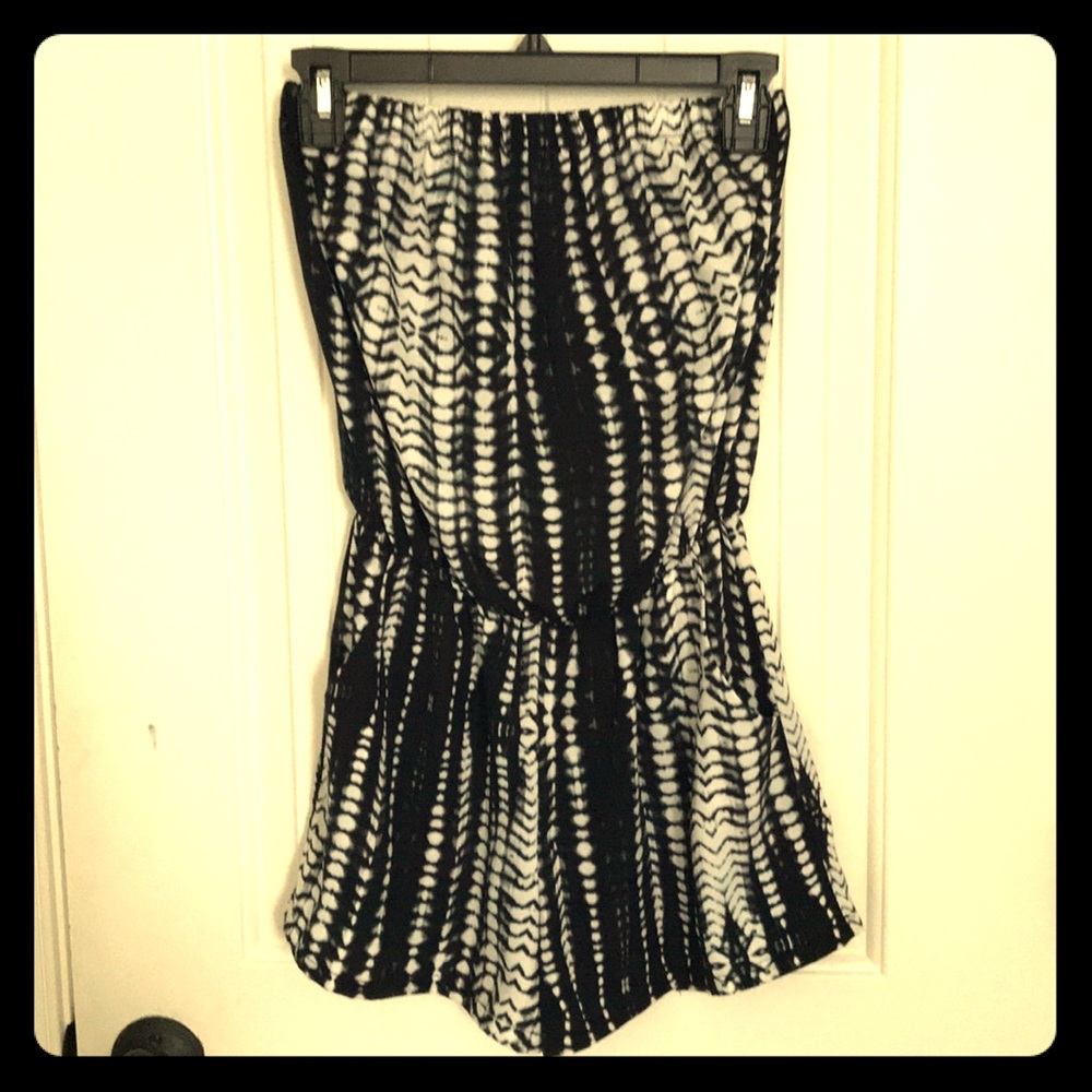 Strapless romper